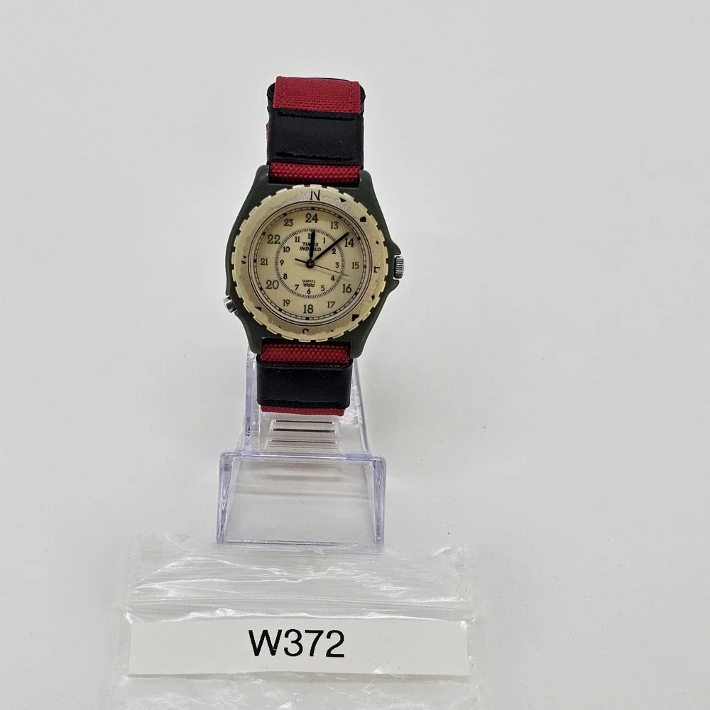 VTG Timex Field Men's Watch 38MM Cream Dial New Red Canvas Bands New Battery